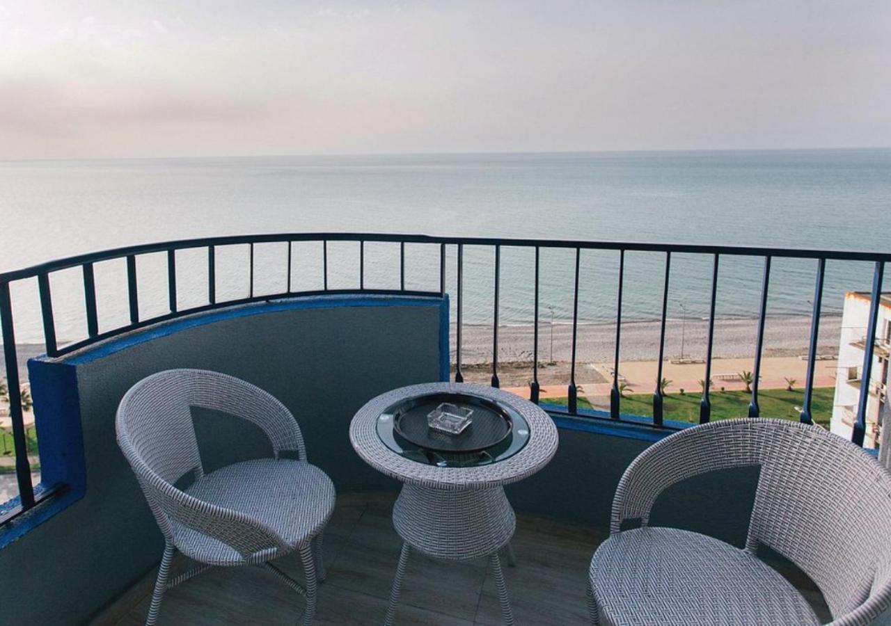 Horizon Batumi Aparthotel エクステリア 写真