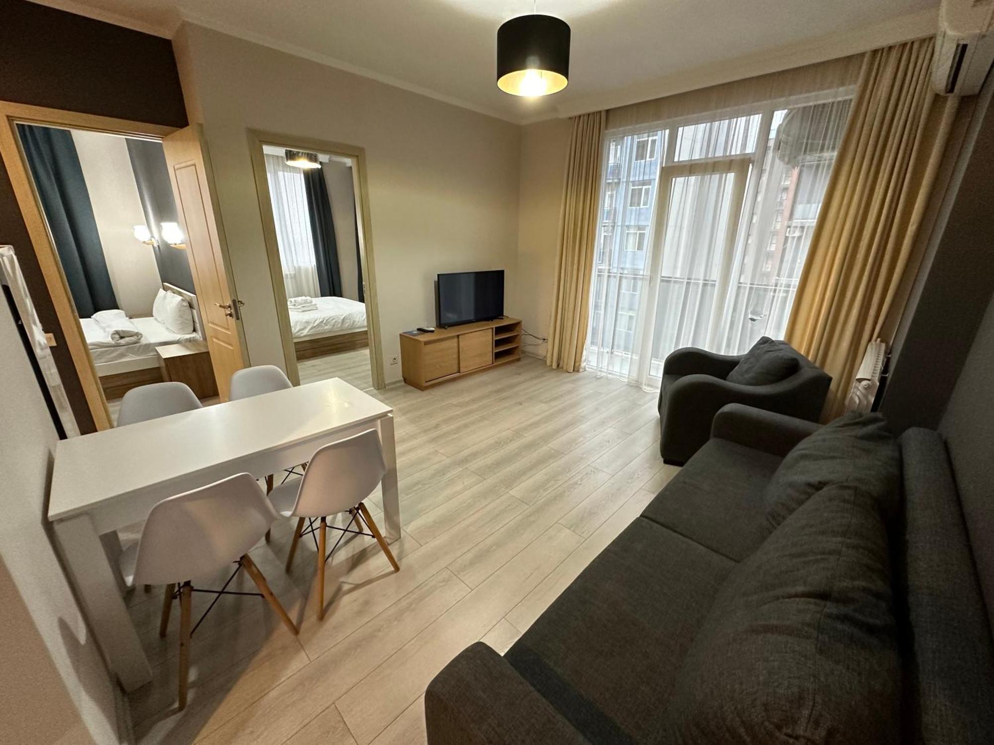 Horizon Batumi Aparthotel エクステリア 写真